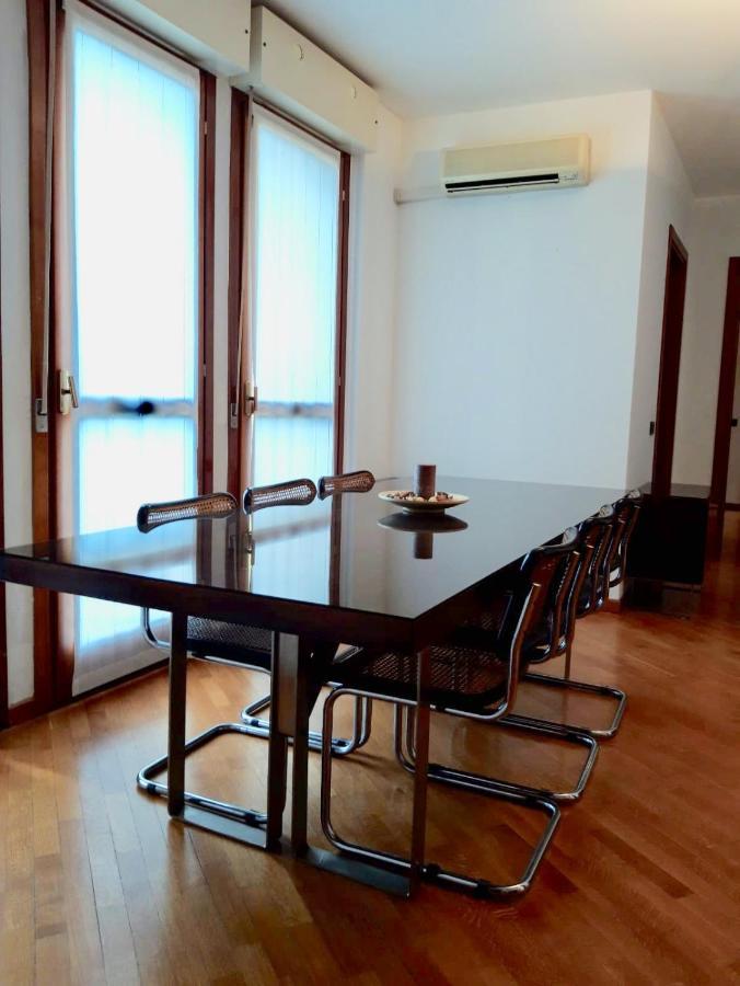 Bedandbreakfast Eni Torri Lombarde San Donato Bbqueen San Donato Milanese Extérieur photo