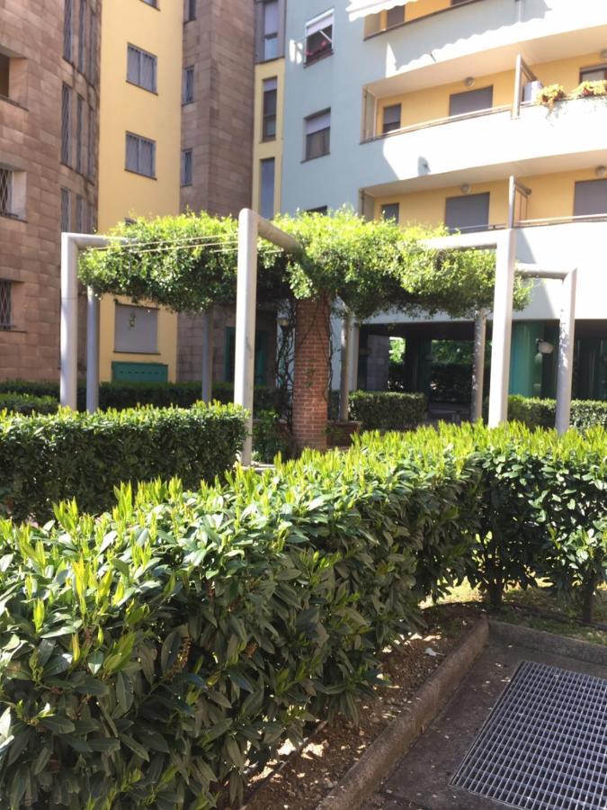 Bedandbreakfast Eni Torri Lombarde San Donato Bbqueen San Donato Milanese Extérieur photo