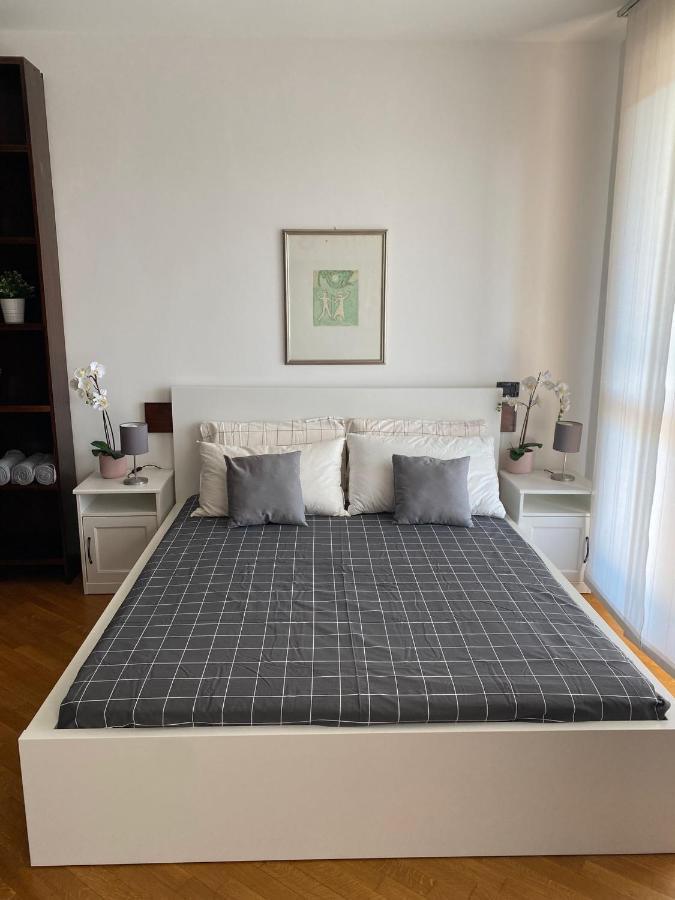 Bedandbreakfast Eni Torri Lombarde San Donato Bbqueen San Donato Milanese Extérieur photo
